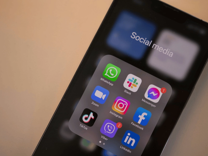 Facebook & Instagram Reklamları ile Marka Bilinirliği Stratejileri